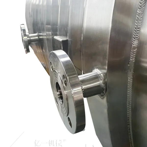 2000L storage tanks