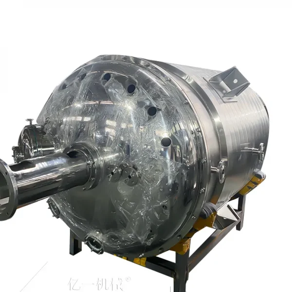 2000L storage tanks