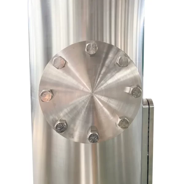 Dissolved gas tank