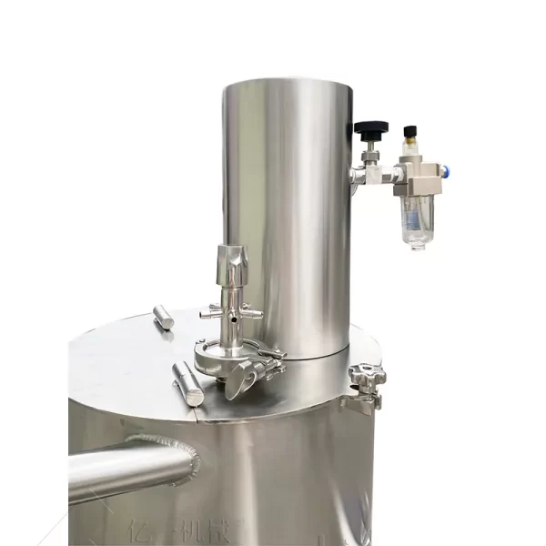 Pneumatic mixing tank