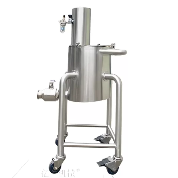 Pneumatic mixing tank