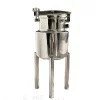 Small pharmaceutical-grade storage tanks
