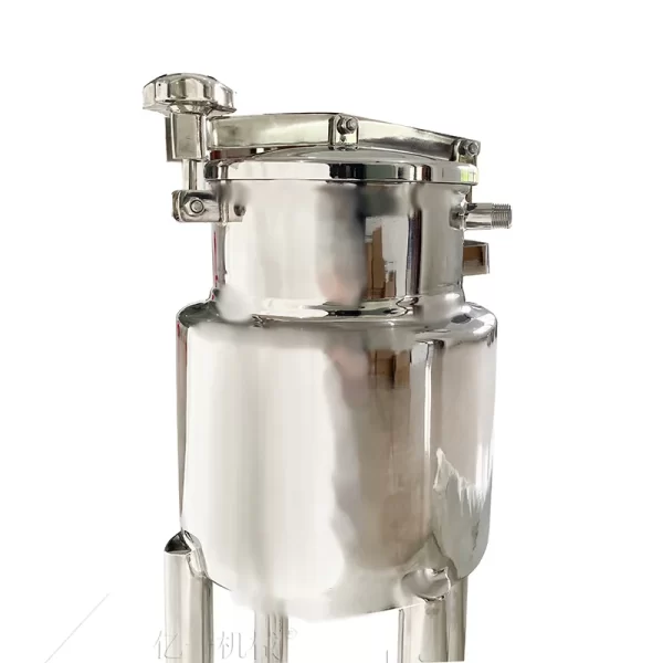 Laboratory storage tanks